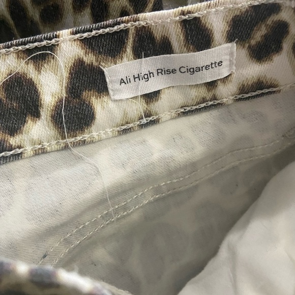 FRAME DENIM Ali Leopard Print High-Rise Cigarette Jeans - Picture 10 of 11